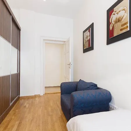 2 Bedroom Square * Belgrade